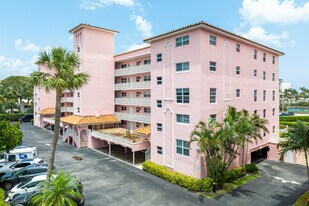 1040 Banyan Rd Apartments