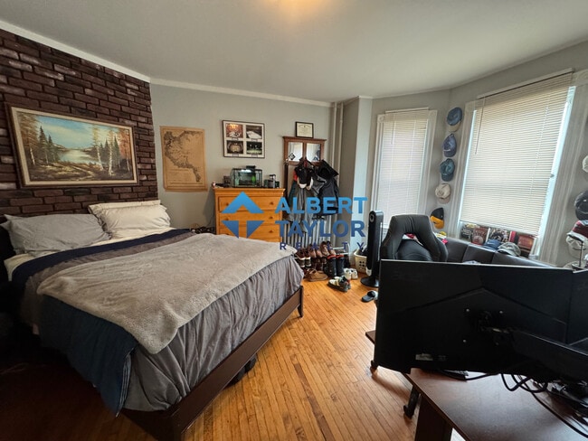 38 Cherry St, Unit 1 in Somerville, MA - Building Photo - Building Photo