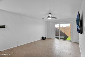 1808 E Center Ln in Tempe, AZ - Building Photo - Building Photo