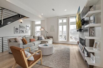 4001 W Conejos Pl in Denver, CO - Building Photo - Building Photo