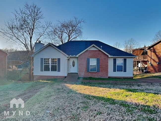 property at 252 Cedarview Dr