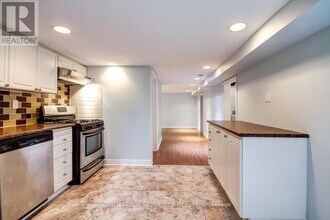 47 Hawman Ave in Vaughan, ON - Building Photo - Building Photo