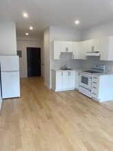 5497A Victoria Ave in Montréal, QC - Building Photo - Building Photo