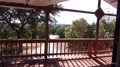 252 Sir Winston Dr in Canyon Lake, TX - Building Photo - Building Photo