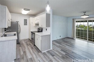 94-1410-1410 Welina Loop in Waipahu, HI - Building Photo