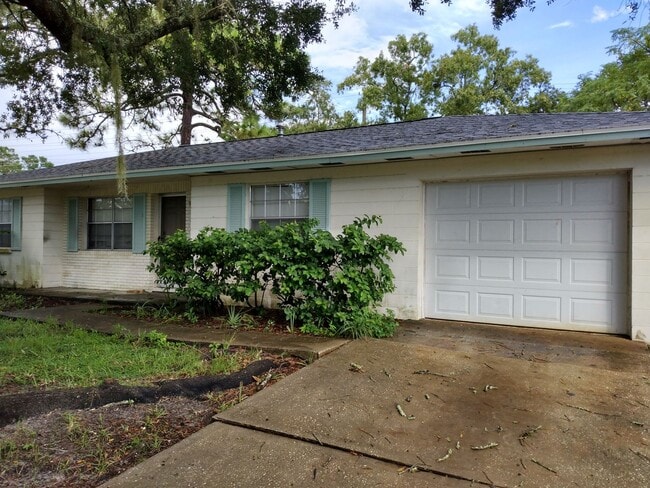 4760 Keysville Ave in Spring Hill, FL - Building Photo - Building Photo
