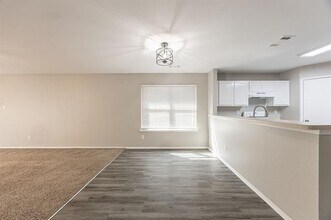 2831 Grandview Dr in Grand Prairie, TX - Building Photo - Building Photo