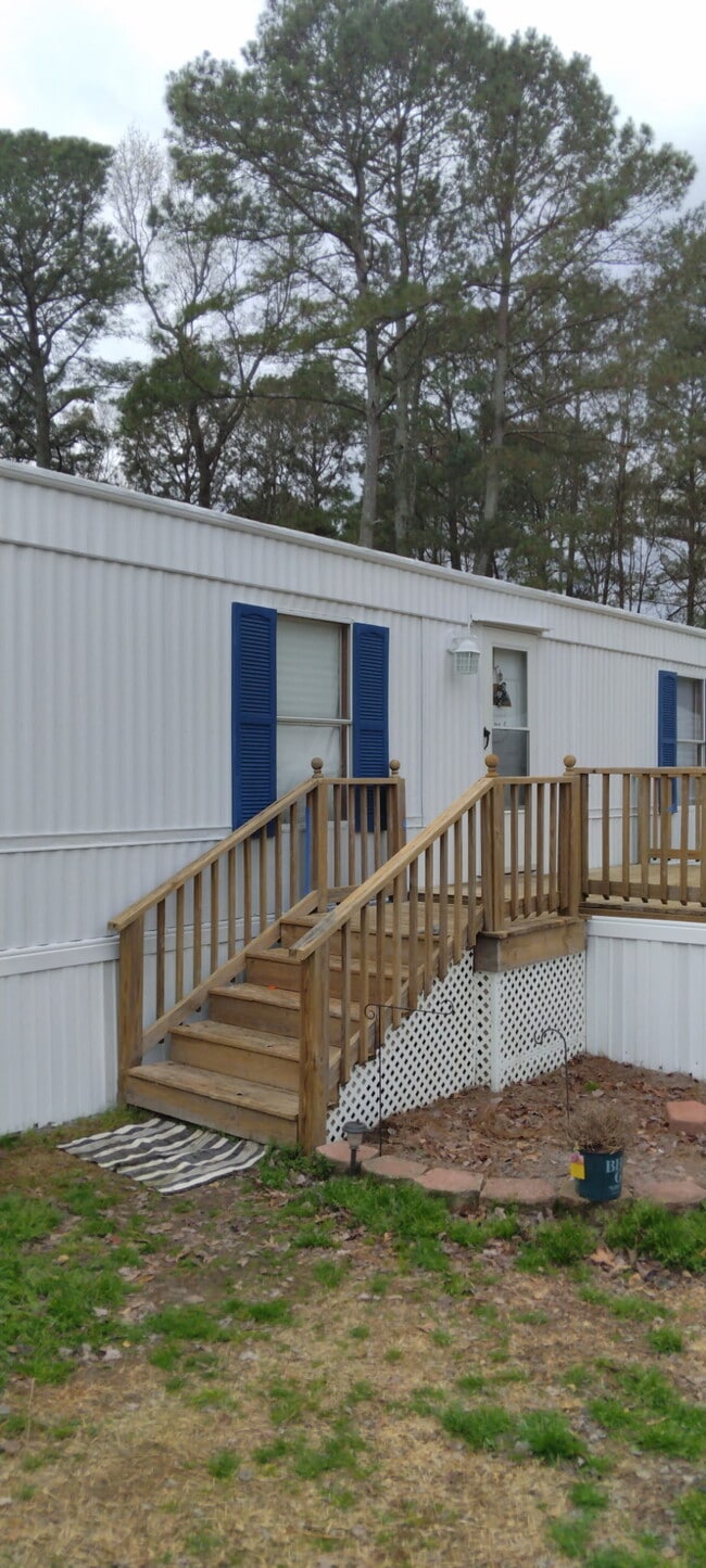 property at 107 Racegate Run