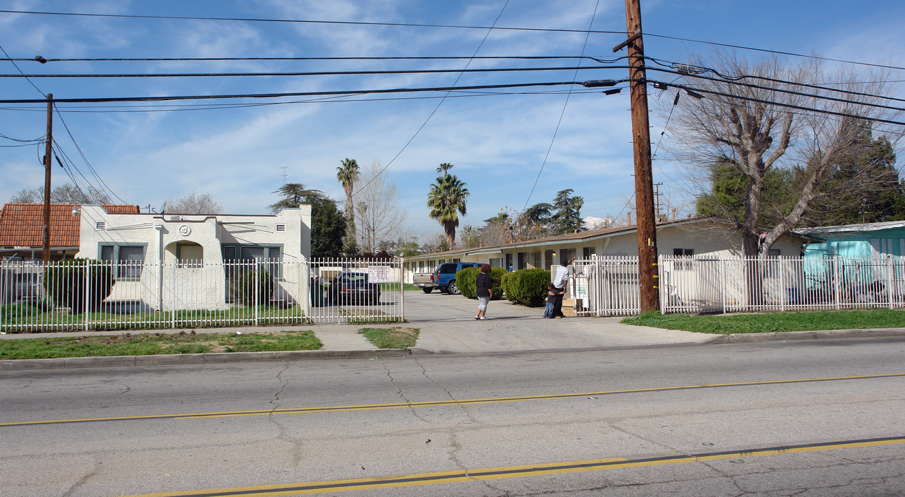 1238-1254 N Sierra Way in San Bernardino, CA - Foto de edificio