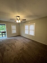 2108 Echols St in Bryan, TX - Building Photo - Building Photo