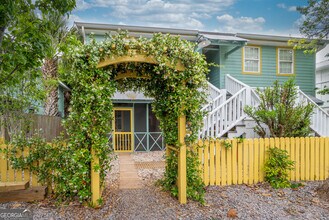 1413 2nd Ave in Tybee Island, GA - Building Photo - Building Photo