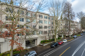 Buckman Terrace in Portland, OR - Building Photo - Building Photo