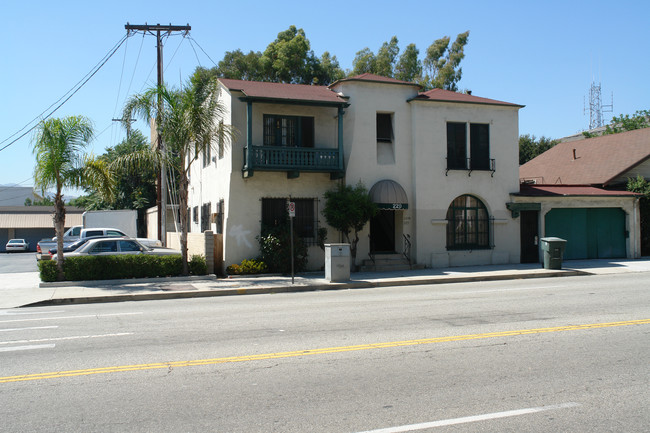 229-231 1/2 S. Columbus A in Glendale, CA - Building Photo - Building Photo