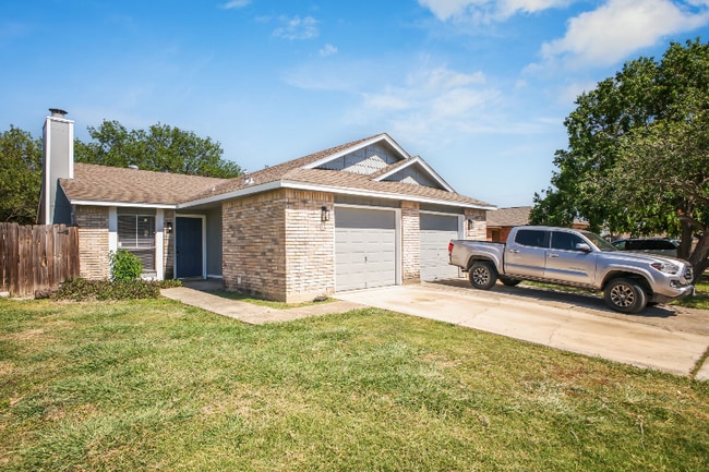 property at 5514 Lochmoor