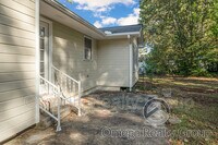 1318 Pointer Dr SW photo'