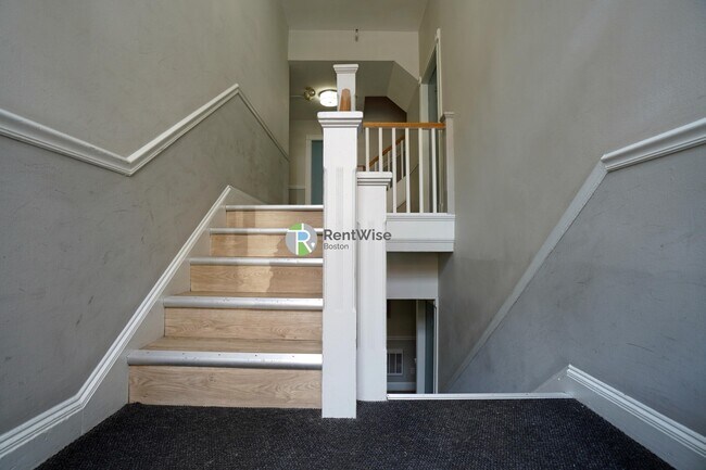 529 Beacon St in Boston, MA - Building Photo - Building Photo