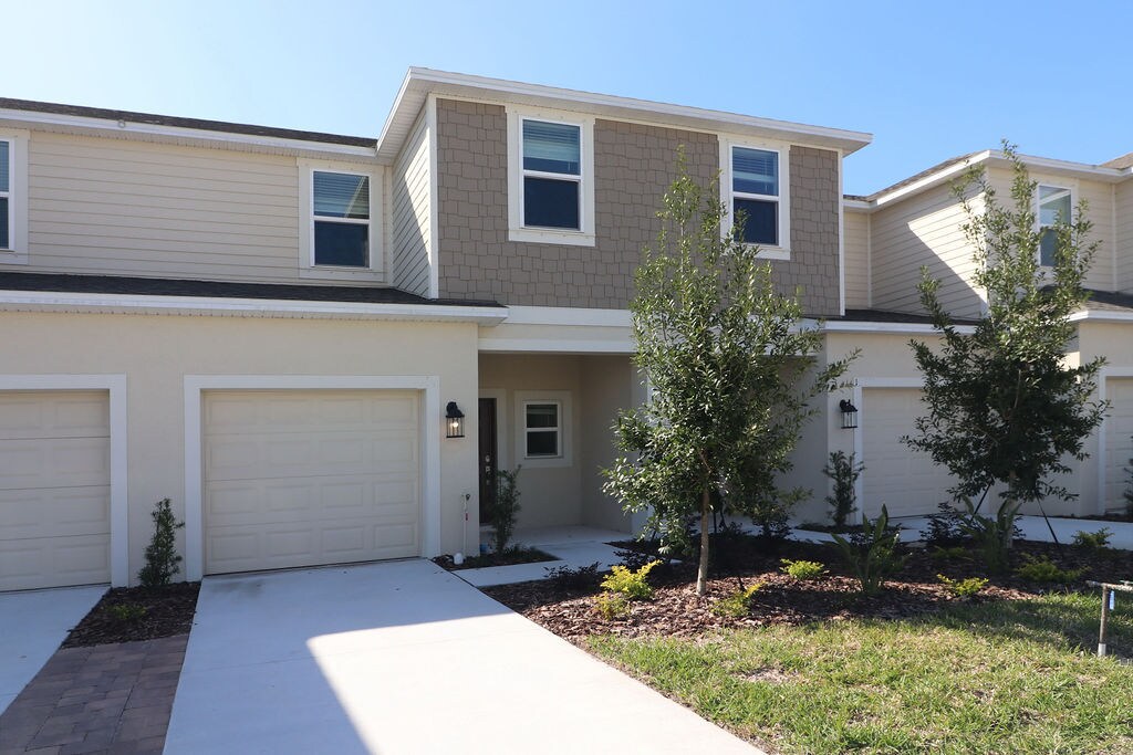 11783 Glenside Ter in Palmetto, FL - Building Photo