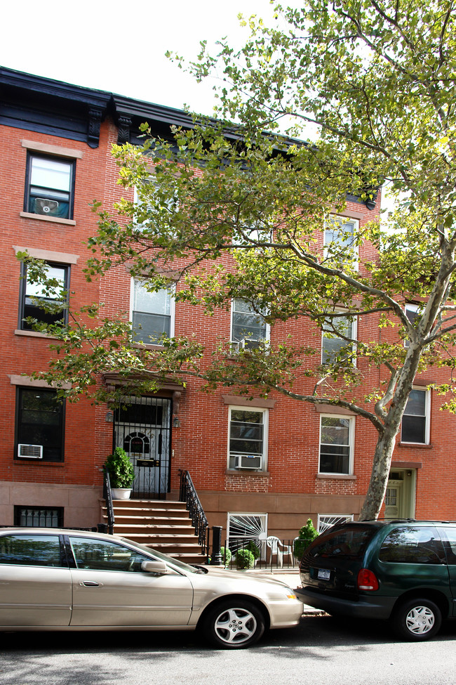 315 Degraw St in Brooklyn, NY - Building Photo - Building Photo