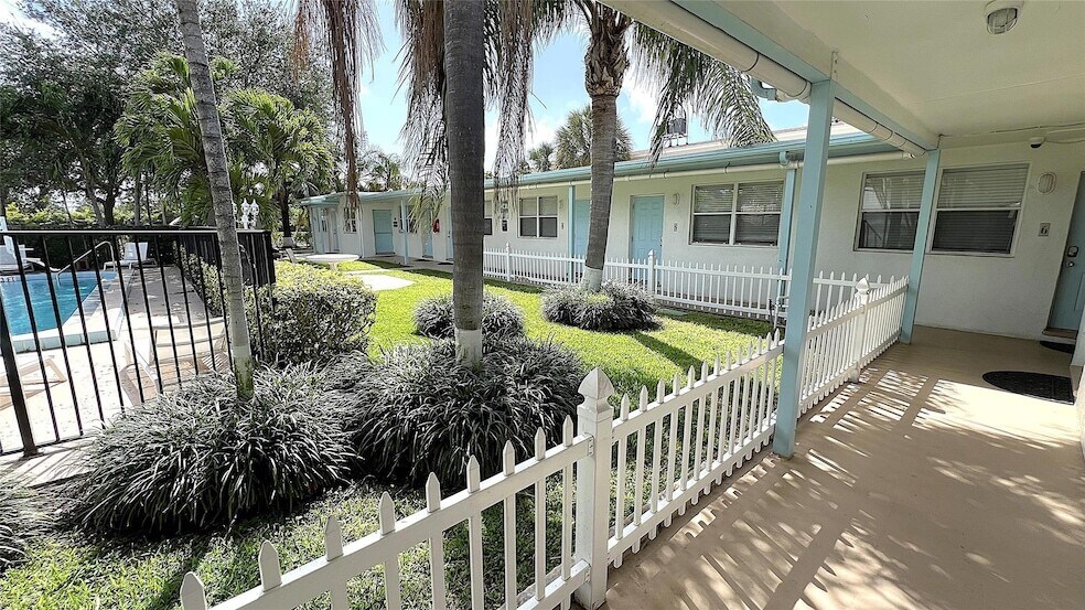 1601 S Federal Hwy, Unit 9 in Lake Worth Beach, FL - Building Photo