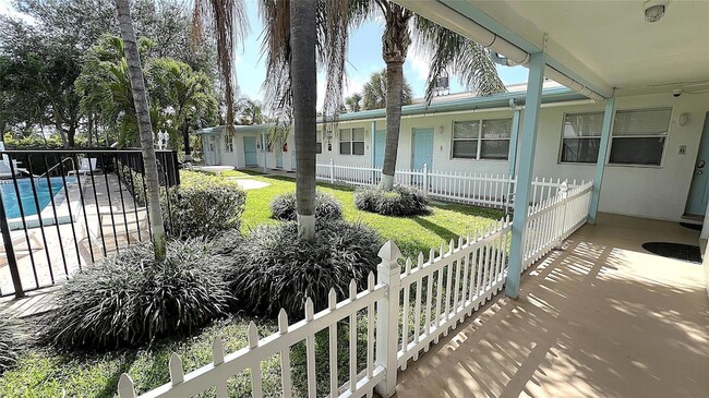 property at 1601 S Federal Hwy