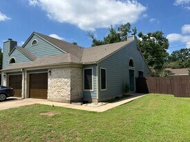 11600 Argonne Forest Trail, Unit 11627B in Austin, TX - Building Photo