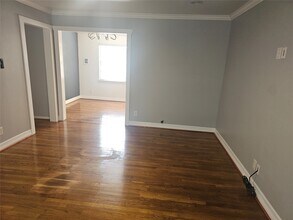 10510 Sierra Dr in Houston, TX - Building Photo - Building Photo