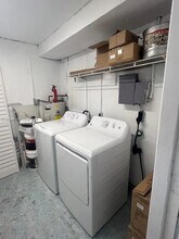 2213 Grant St in Hollywood, FL - Building Photo - Building Photo