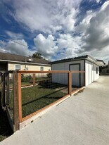 6610 FM1765 in Texas City, TX - Building Photo