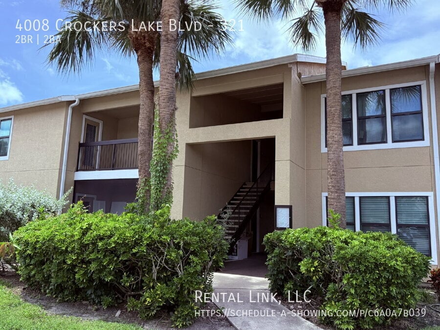 4008 Crockers Lake Blvd in Sarasota, FL - Foto de edificio