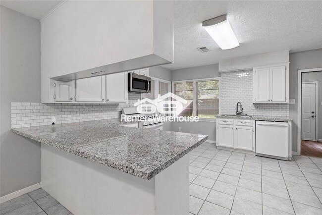 12109 22nd St in Santa Fe, TX - Building Photo - Building Photo