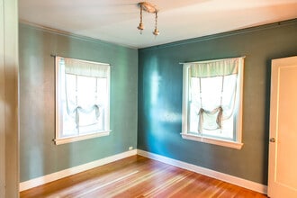 850 W 11th Ave in Eugene, OR - Foto de edificio - Building Photo