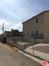 3410 E 7th St in Los Angeles, CA - Building Photo - Building Photo
