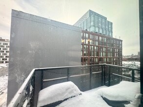 32 Traveler St, Unit 609 in Boston, MA - Building Photo - Building Photo