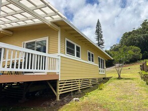 2186 Kalae Hwy in Hoolehua, HI - Building Photo - Building Photo