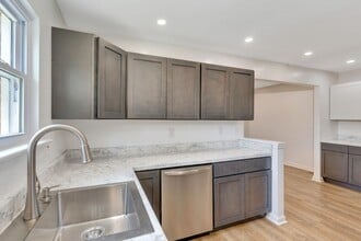 4107 Cherryton Dr in Chattanooga, TN - Building Photo - Building Photo
