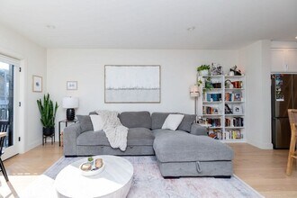 69 Lubec St in Boston, MA - Building Photo - Building Photo