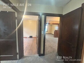 7505 Halle Ave in Cleveland, OH - Building Photo - Building Photo