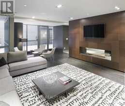 70 Temperance St in Toronto, ON - Building Photo - Building Photo