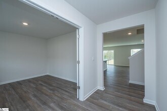 115 Roocroft Ct in Fountain Inn, SC - Building Photo - Building Photo