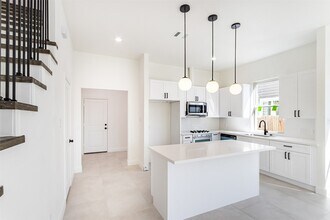 4008 Bennington St in Houston, TX - Foto de edificio - Building Photo