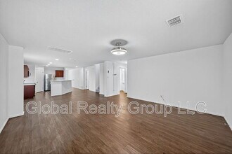 7139 Quarter Moon in Converse, TX - Building Photo - Building Photo