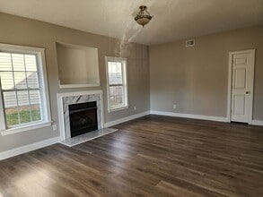 1919 Olsen Ln in Charlotte, NC - Building Photo - Building Photo