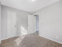 4319 Chapman St photo'