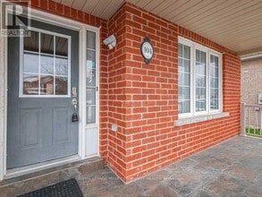 104 William Booth Ave in Newmarket, ON - Building Photo - Building Photo