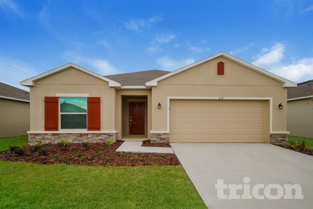 232 Garnet Ave in Kissimmee, FL - Building Photo