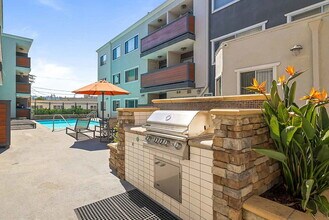 The Village at Toluca Lake in Burbank, CA - Building Photo - Building Photo