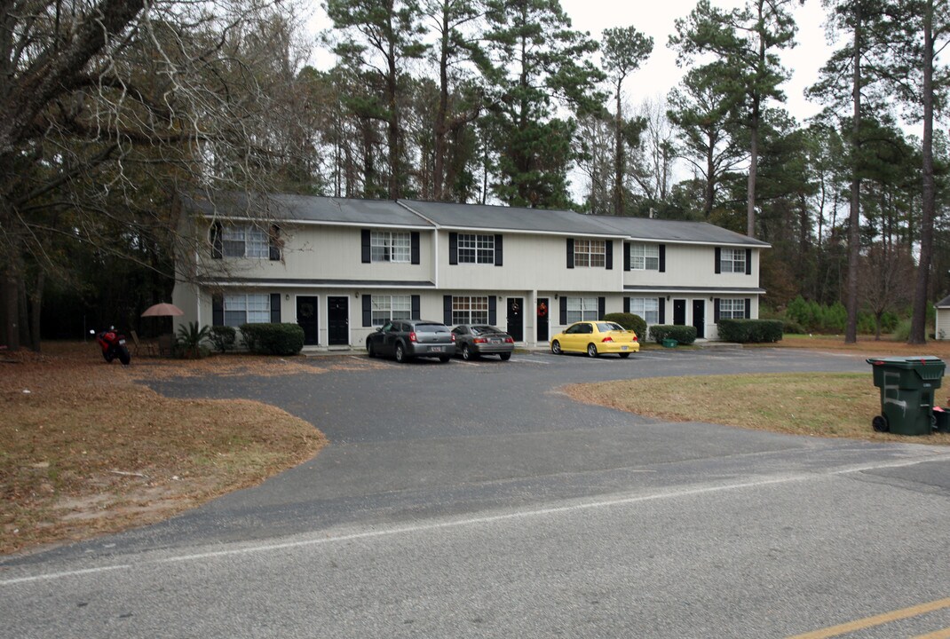 1200 Pine St in Conway, SC - Building Photo