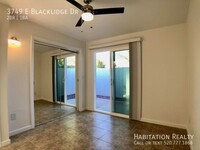 3749 E Blacklidge Dr in Tucson, AZ - Foto de edificio - Building Photo