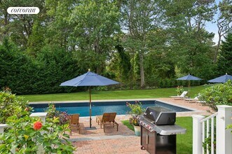 270 Montauk Hwy in Southampton, NY - Building Photo - Building Photo
