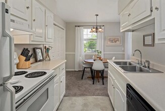 12 South Magnolia in Nashville, TN - Foto de edificio - Building Photo